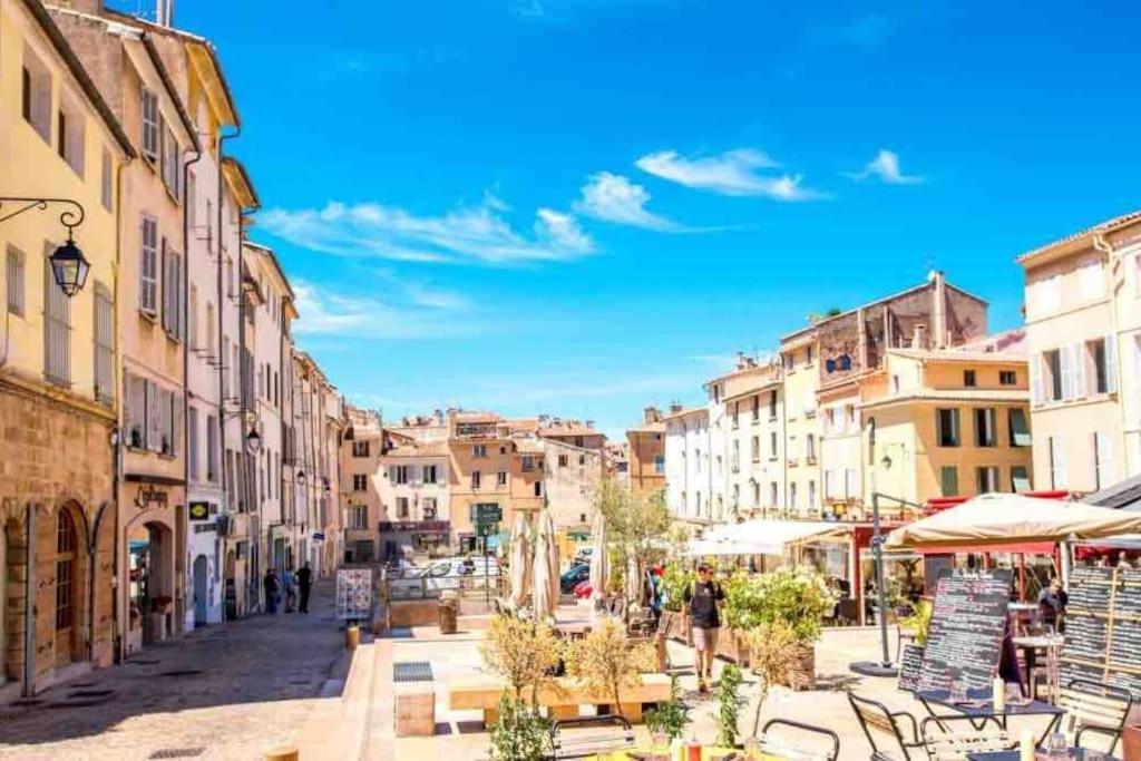 Studio Au Coeur D'Aix Avec Balcon Et Parking Aix-en-Provence Exterior photo
